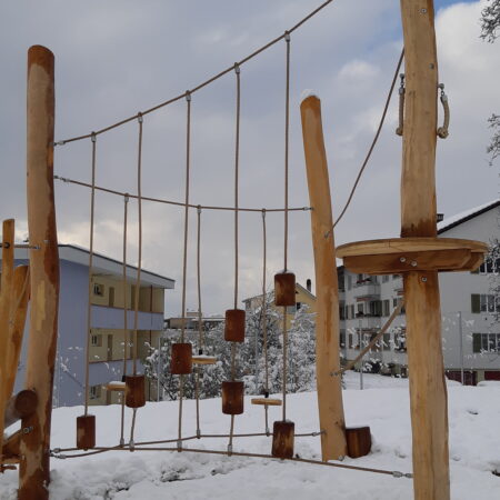 Robinienholz spielplatz