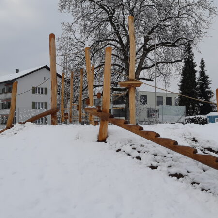 Robinienholz spielplatz