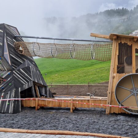 Spielplatz Braunwald