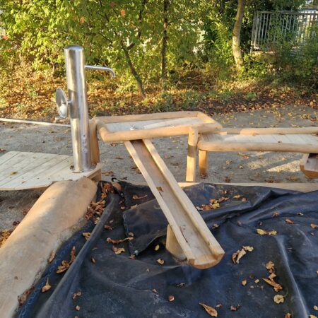 Wasserspiel Robinienholz