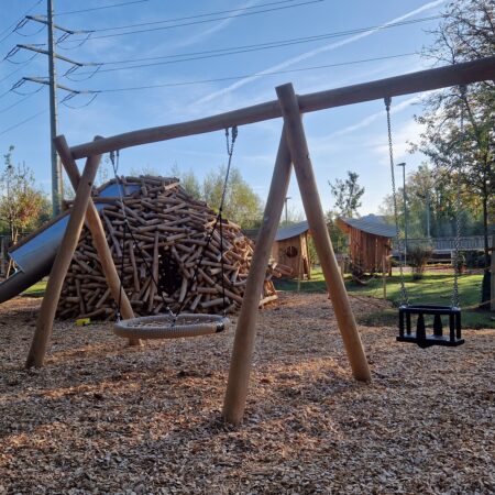 Nestschaukel Robinienholz