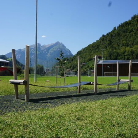Spielplatz Eichli Stans Sprungband